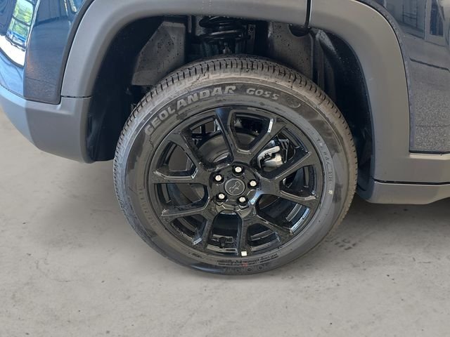 New 2026 Fathom Blue Pearl Coat Jeep Latitude image 14