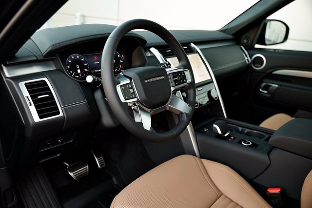 2026 Land Rover Discovery Gemini Edition - Photo 23