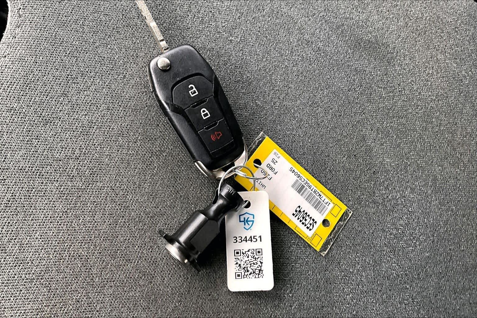 Used 2025 Oxford White Ford XLT image 15