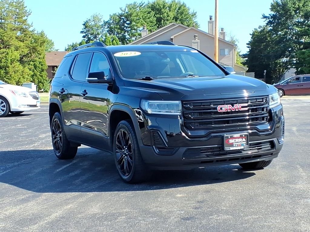 Used 2023 Ebony Twilight Metallic GMC SLE image 17