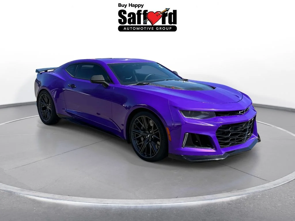 Used 2017 White Chevrolet ZL1 image 9