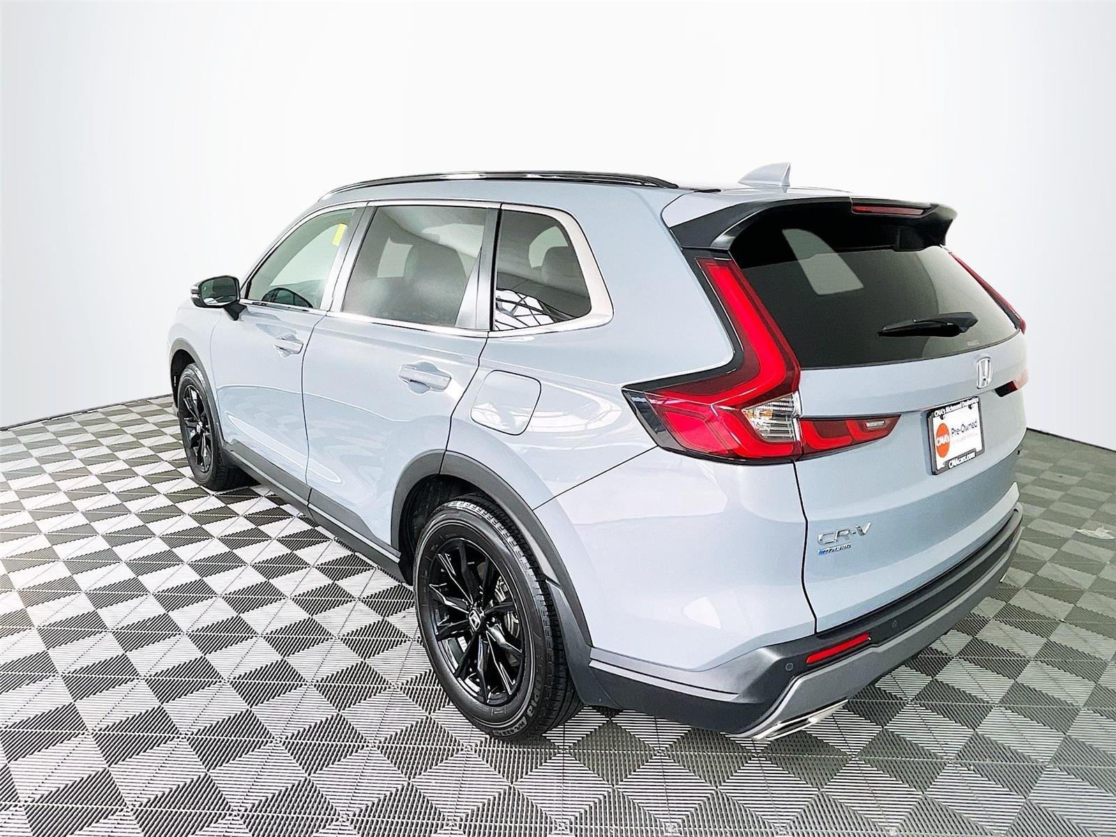 Used 2025 Urban Gray Pearl Honda Sport-L image 7