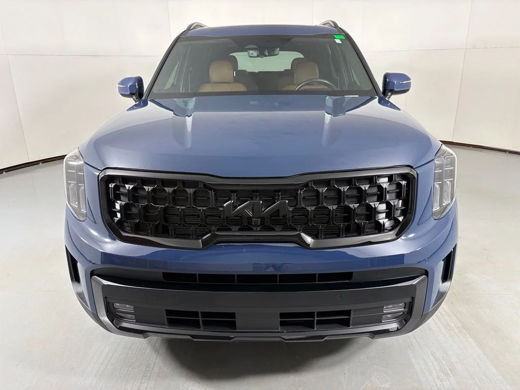 Used 2025 Black Kia SX-Prestige X-Pro image 3