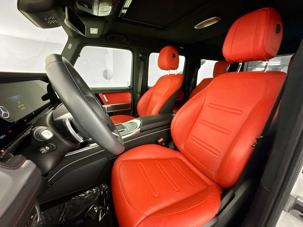Used 2025 White Mercedes-Benz G 550 image 19