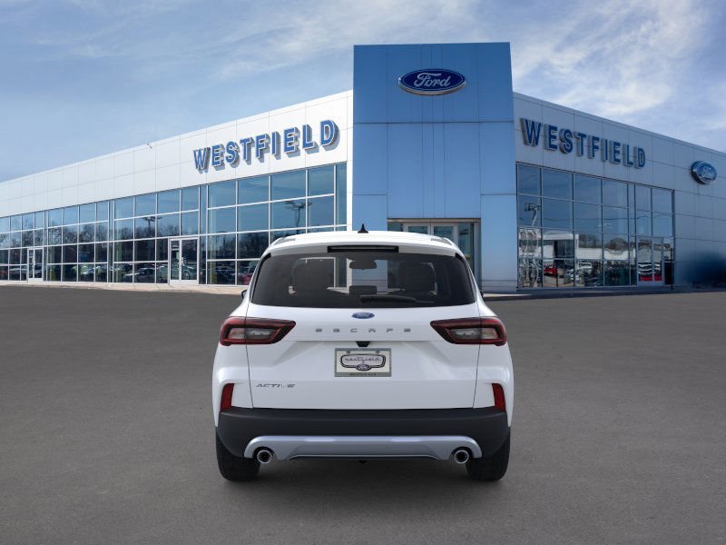 New 2025 Oxford White Ford Active™ image 5