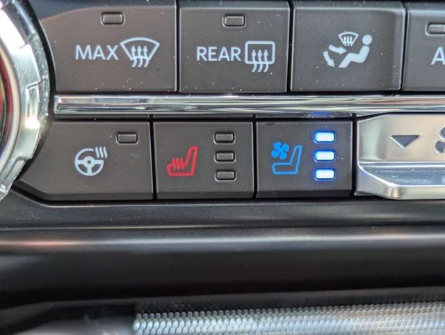 New 2026 Agate Black Metallic Ford Lariat® image 23