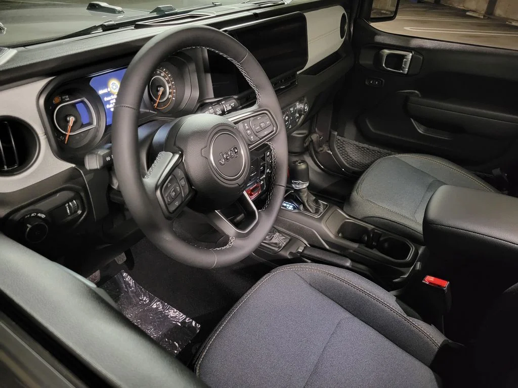 2026 Jeep Wrangler 4-Door photo 2