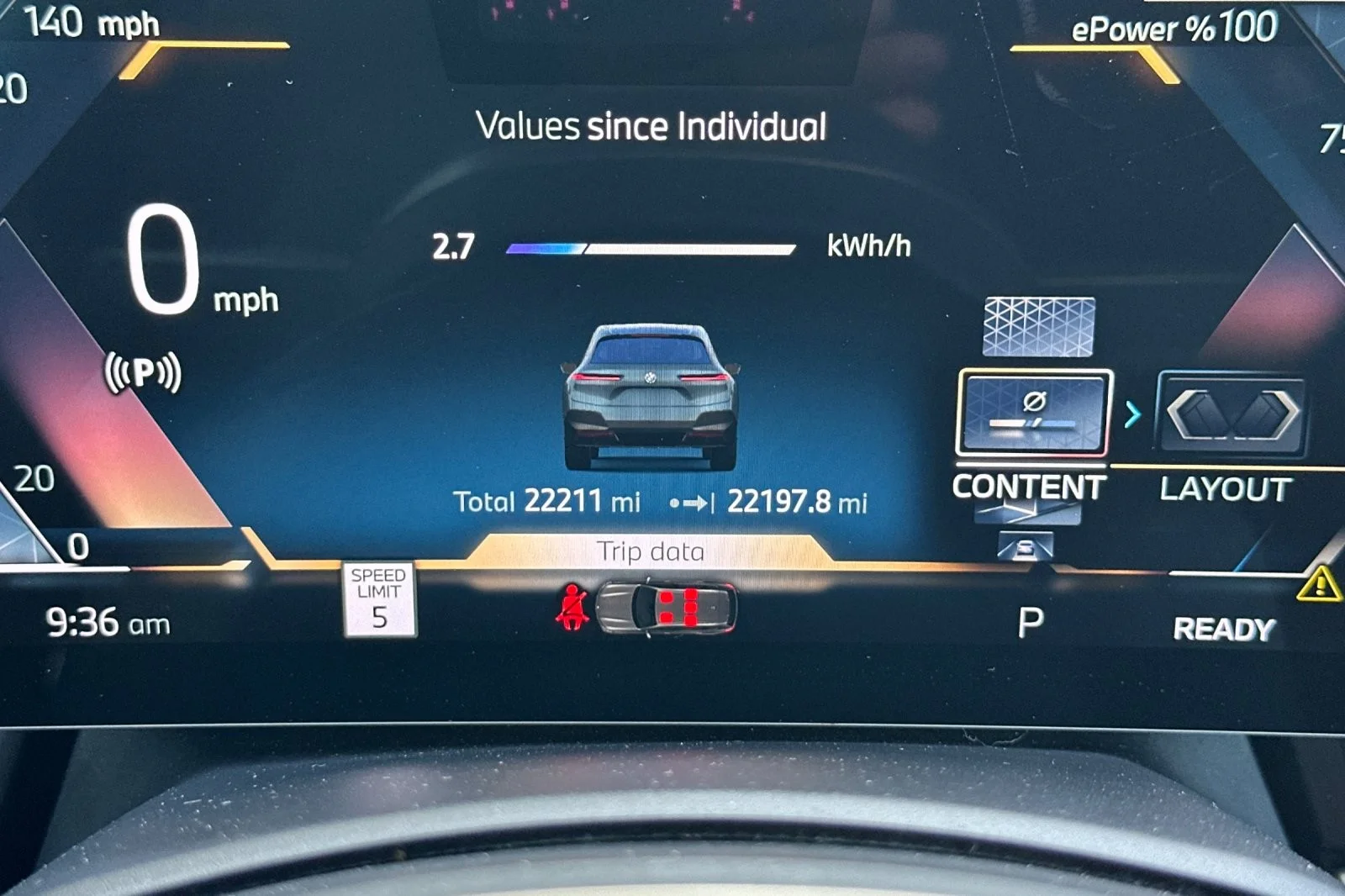 Used 2024 Blue Ridge Mountain Metallic BMW xDrive50 image 25