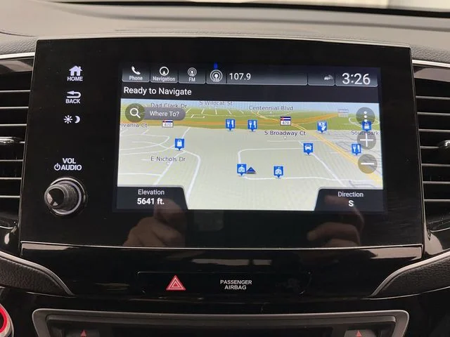 Used 2021 White Honda Touring image 18