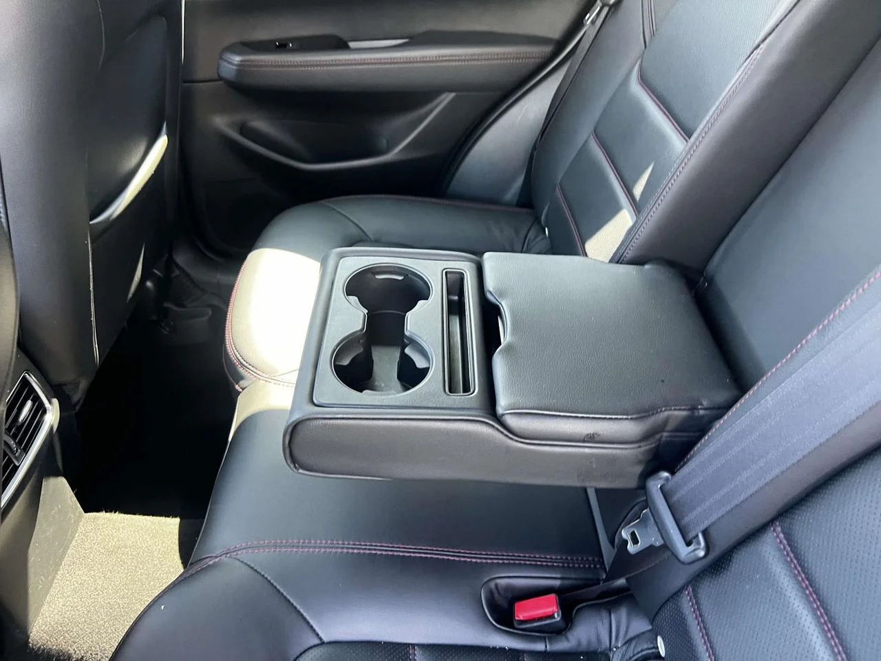 Certified Used 2025 Polymetal Gray Metallic Mazda 2.5 S Carbon Edition image 25