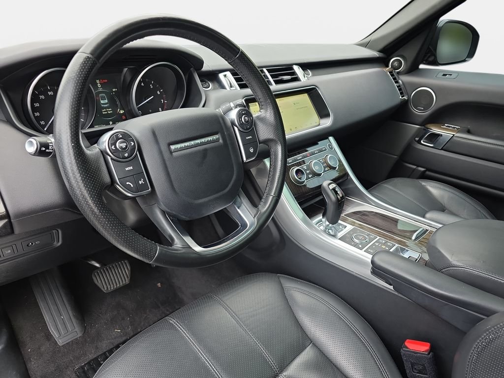 Used 2017 Black Land Rover 5.0L V8 Supercharged image 17