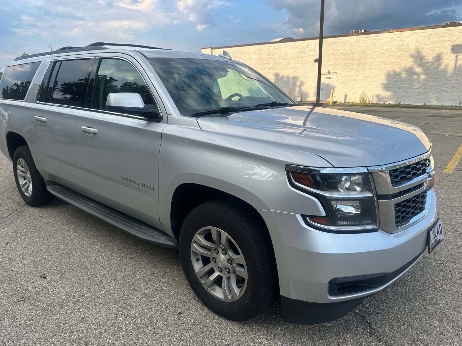 Used 2015 Silver Ice Metallic Chevrolet LT image 9