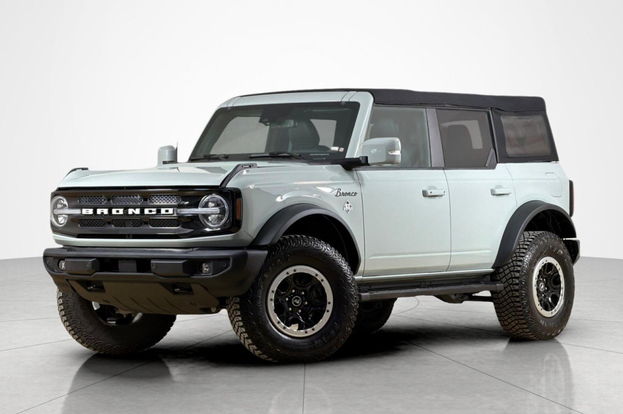 2022 Ford Bronco 4-Door Outer Banks