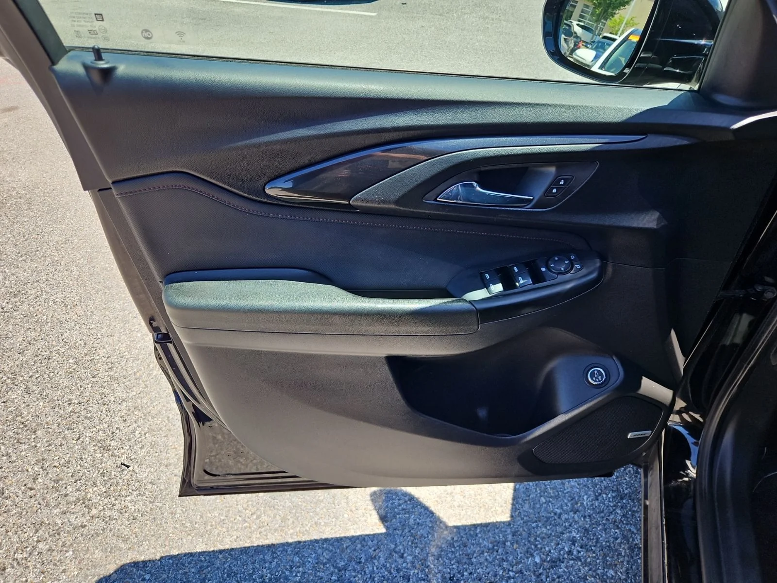Used 2022 Black Chevrolet RS image 43