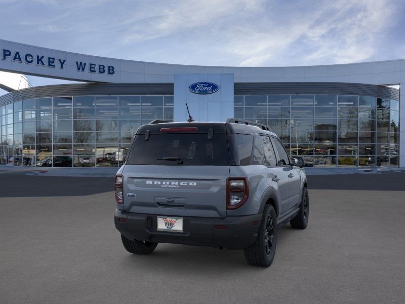 New 2025 Azure Gray Metallic Ford Outer Banks® image 9