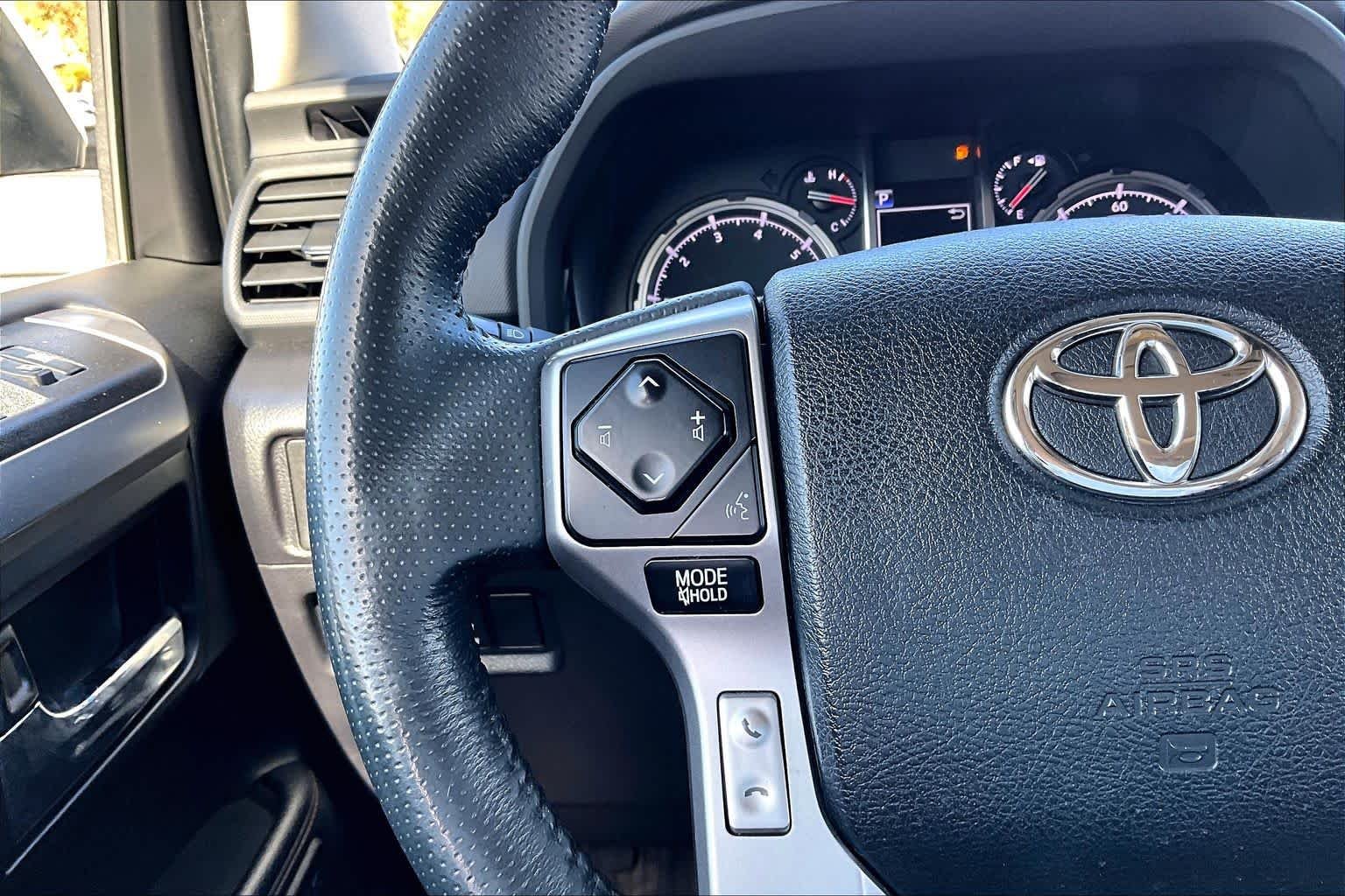 Used 2020 Blizzard Pearl Toyota Limited image 23