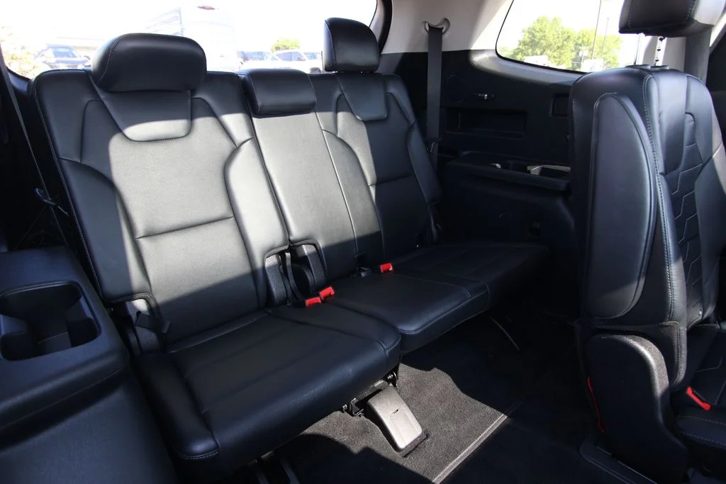 Used 2021 Silver Kia SX image 10