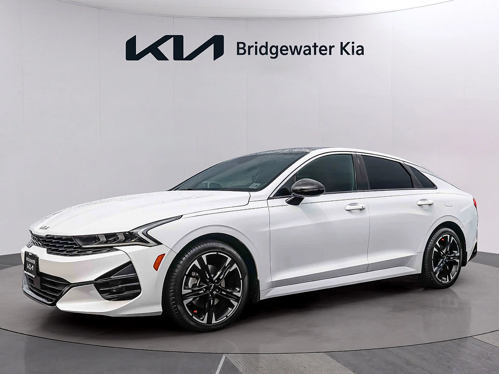 Certified Used 2024 Glacial White Pearl Kia GT-Line image 3