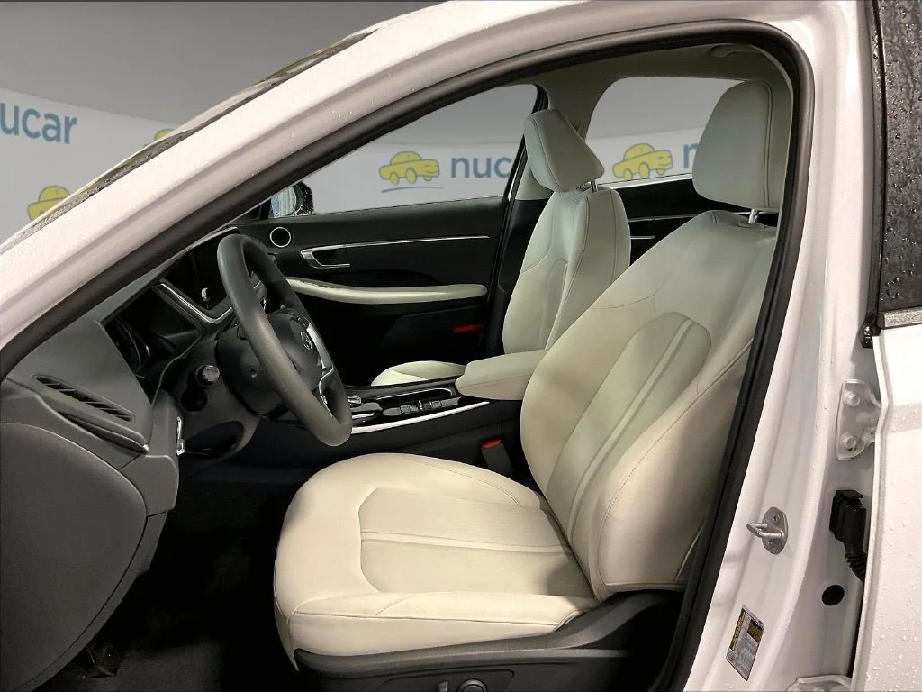 Certified Used 2023 White Hyundai SEL image 10