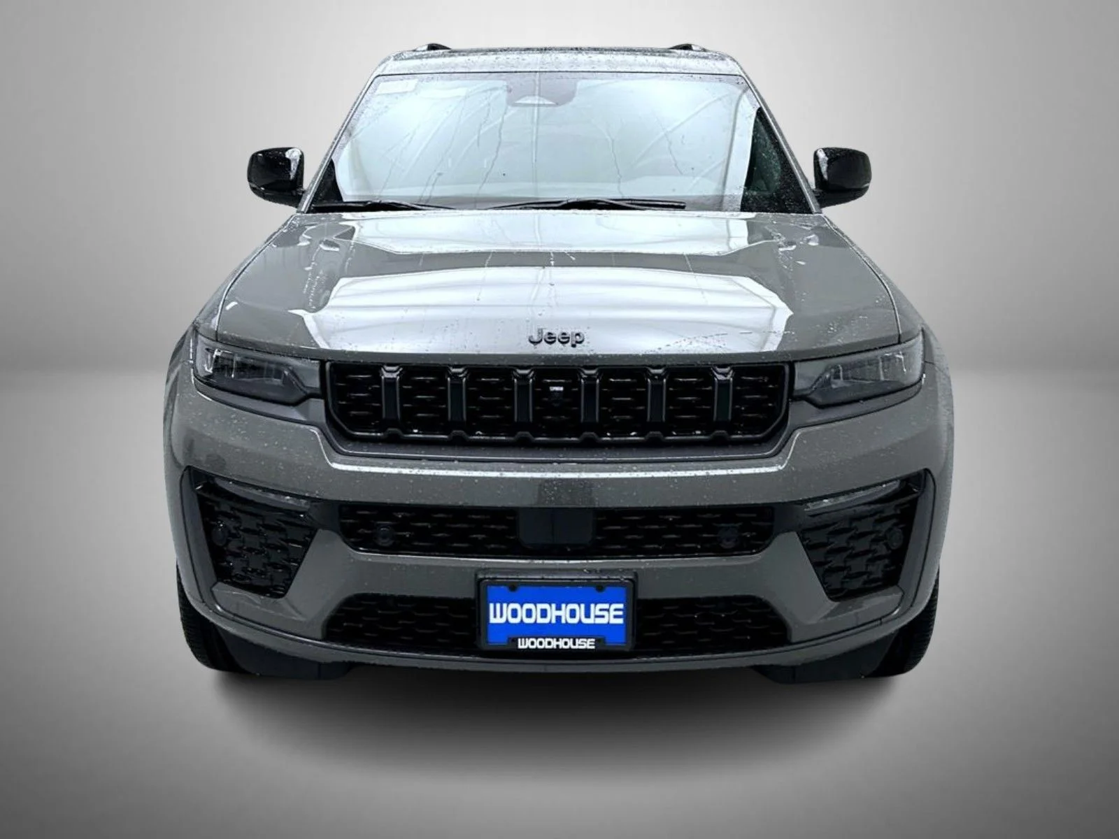 New 2027 Gray Jeep Limited Reserve image 2
