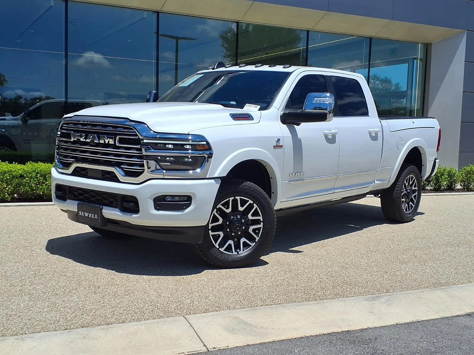 2025 RAM 2500 Limited 4X4 Crew Cab SWB's photo