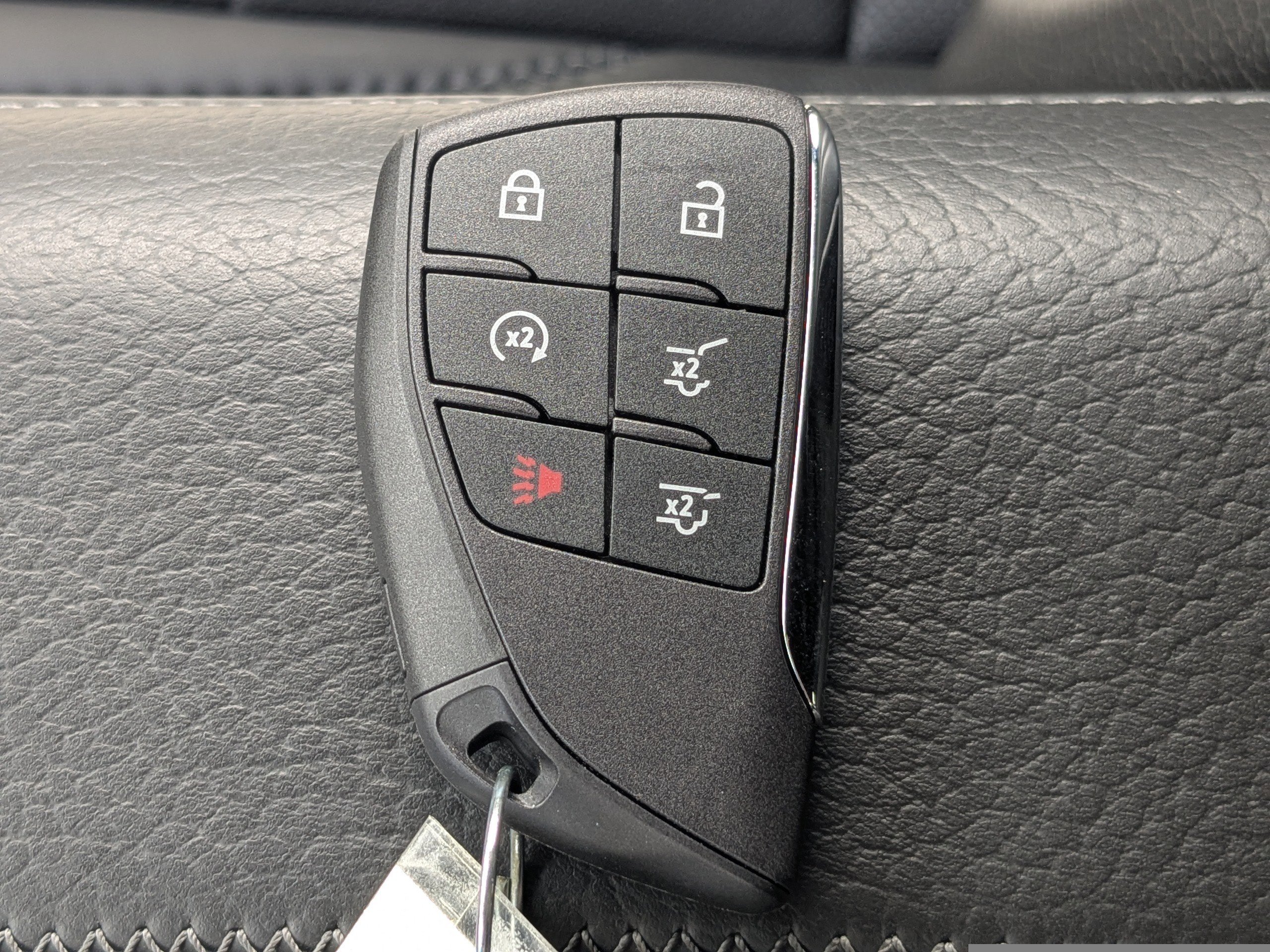Used 2023 Sterling Metallic GMC Denali image 37
