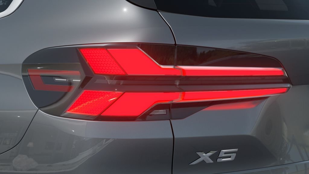 New 2026 Gray Metallic BMW xDrive40i image 8
