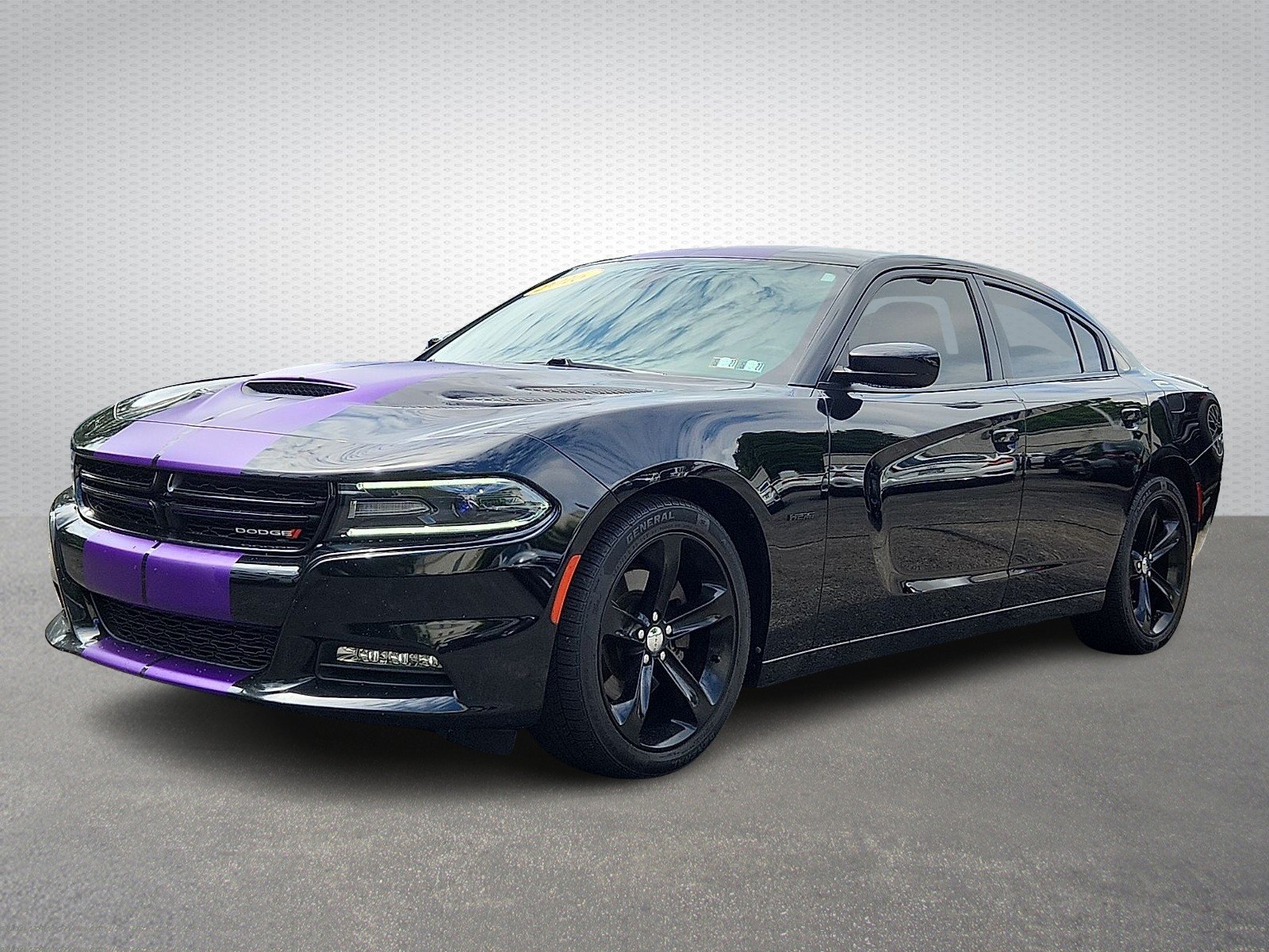 Certified Used 2016 Pitch Black Clearcoat - PX8 Dodge R/T image 3