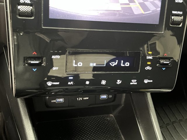 Used 2024 Atlas White Hyundai SEL image 18