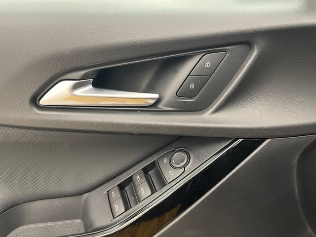 2026 Chevrolet Equinox LT - Photo 9