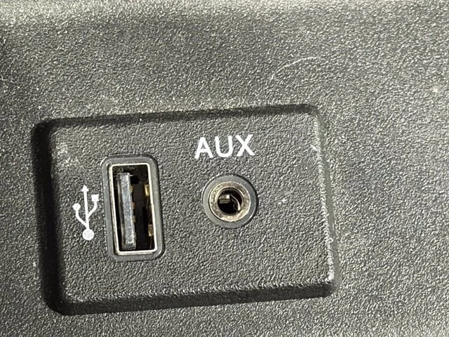 Used 2018 White Nissan 2.5 S image 25