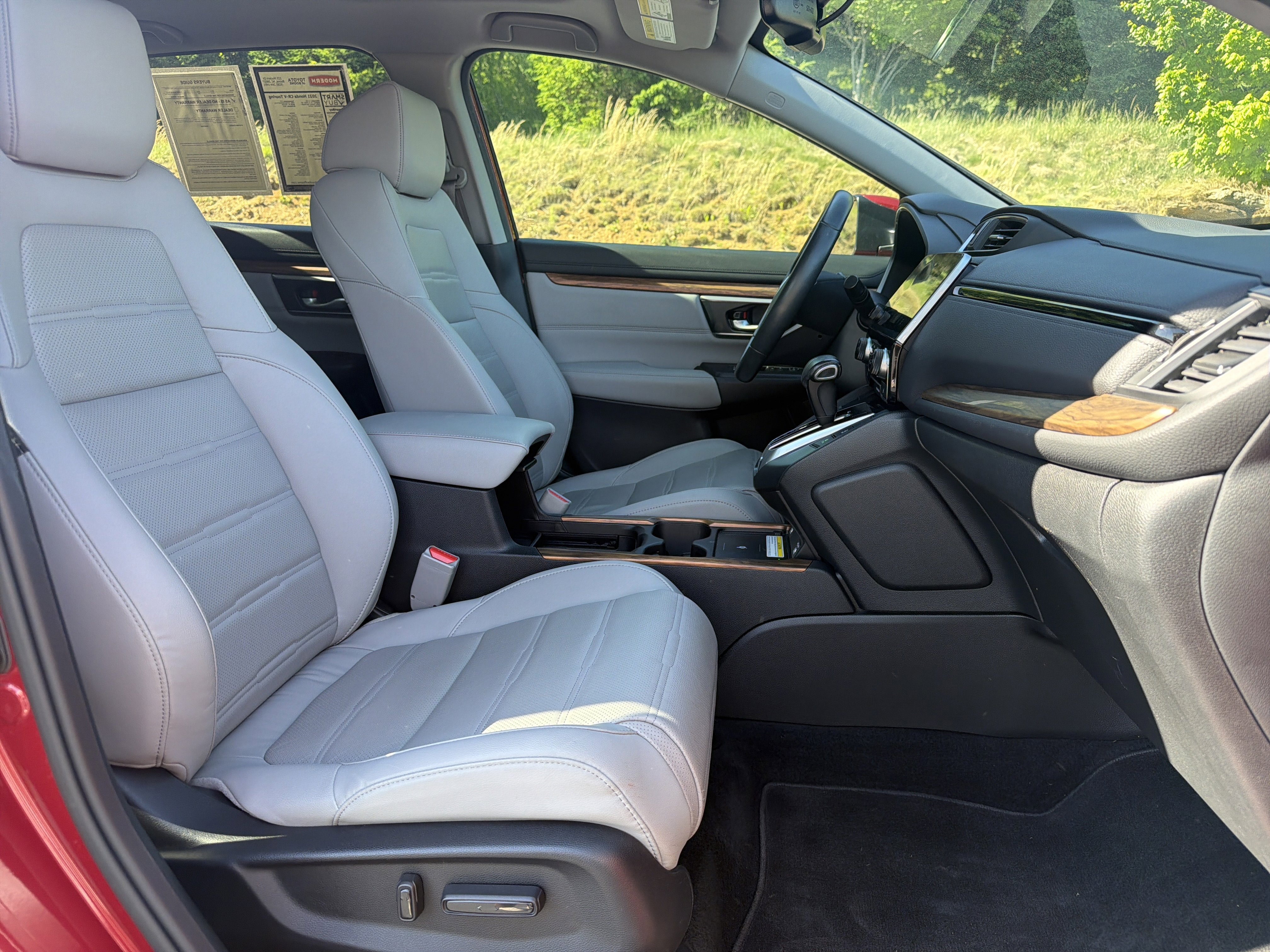 Used 2021 Radiant Red Metallic Honda Touring image 21