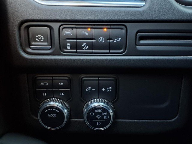 2022 GMC Yukon AT4 - Photo 22