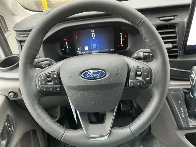 New 2026 Oxford White Ford Base image 19
