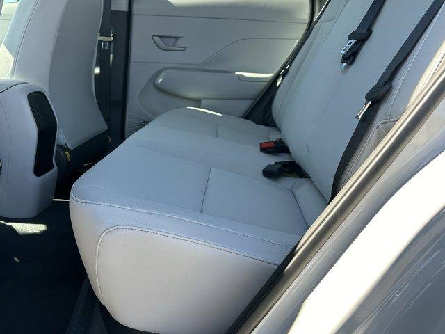 2026 Hyundai Kona SE - Photo 18