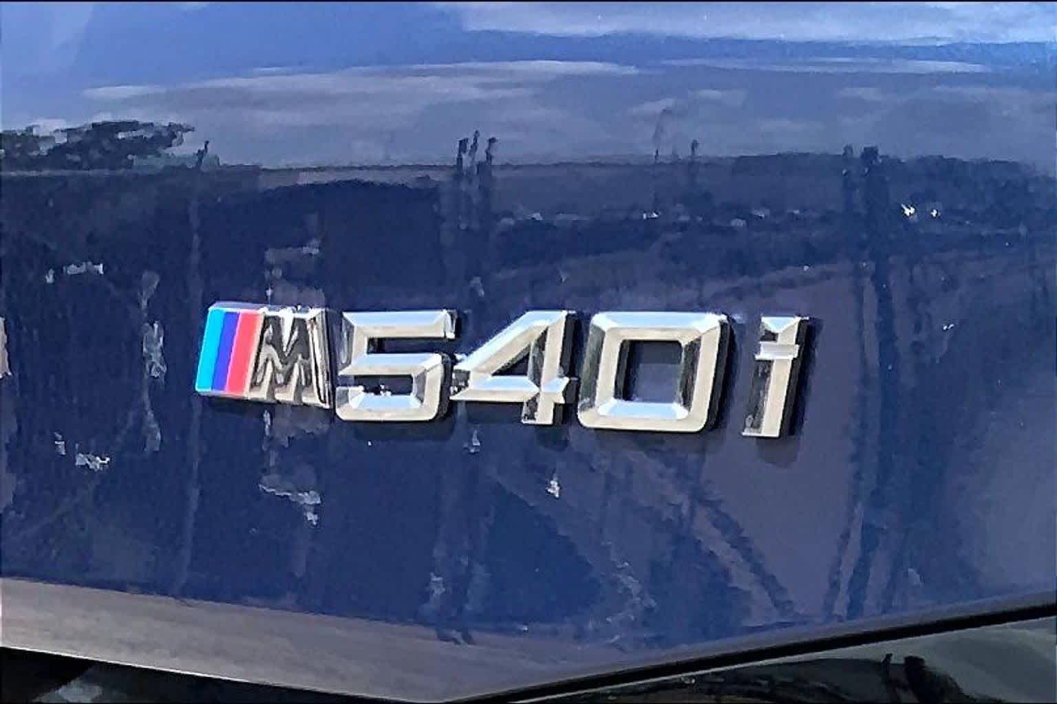 Used 2023 Phytonic Blue Metallic BMW 540i image 30