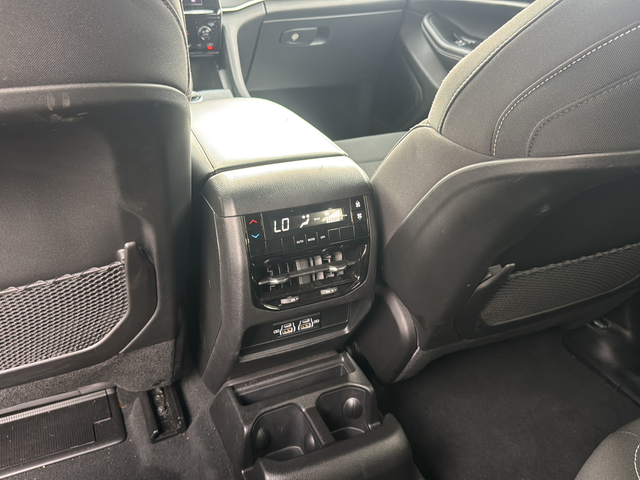 Used 2025 White Jeep Laredo image 30