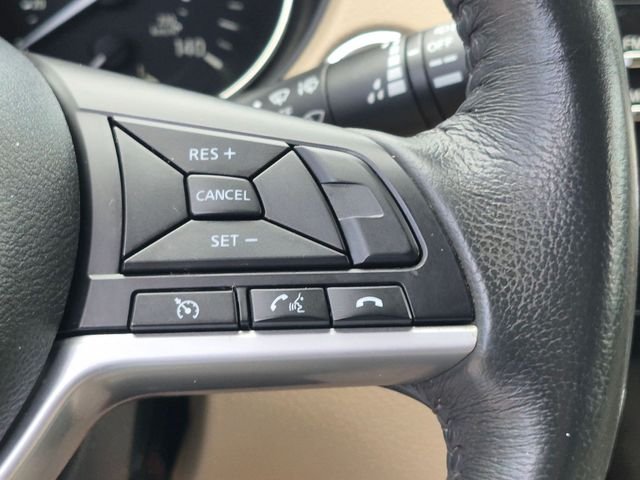 Used 2017 White Nissan SV image 15