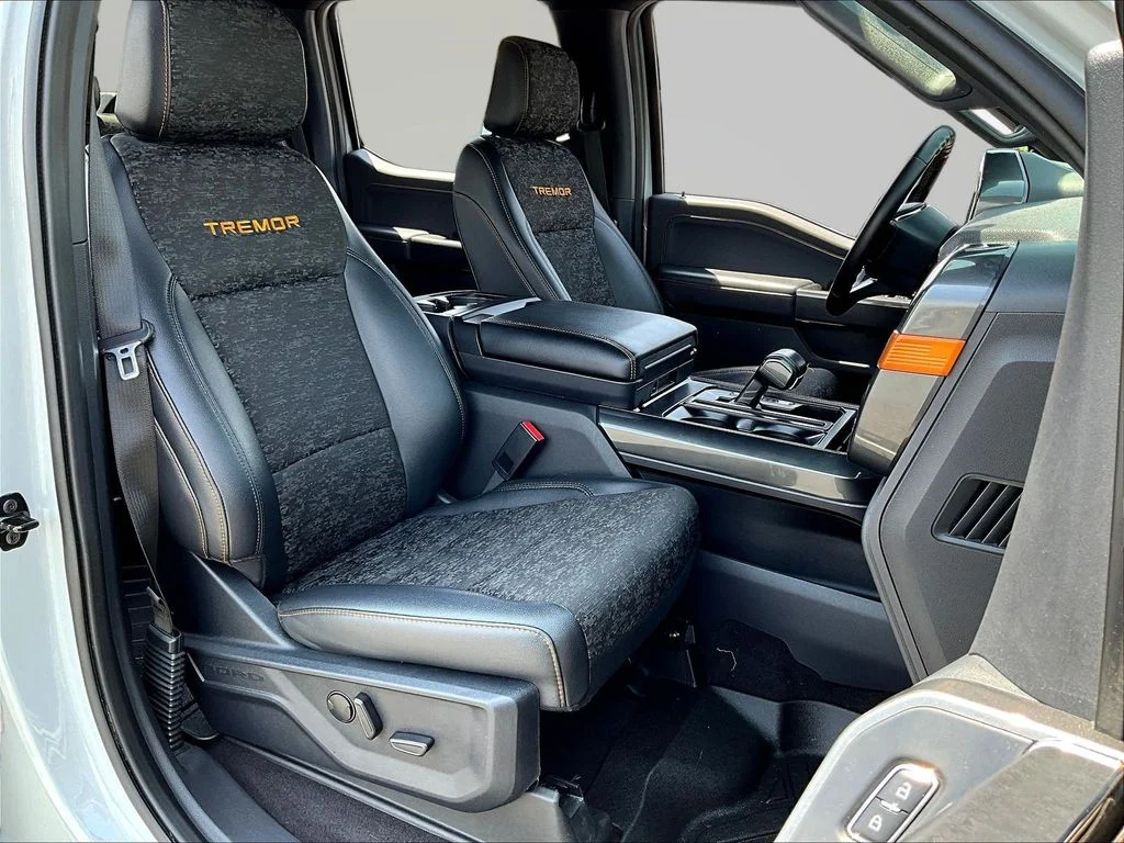 Certified Used 2023  Ford Tremor image 30