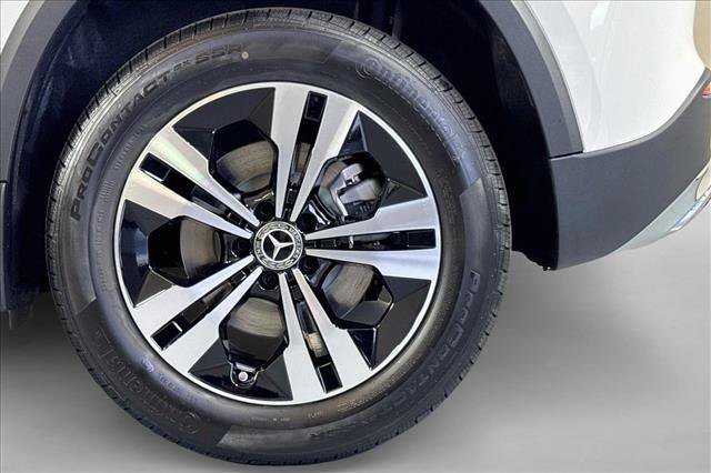 New 2026 Polar White Mercedes-Benz GLA 250 image 59