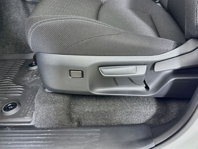2026 Toyota 4Runner SR5 - Photo 19