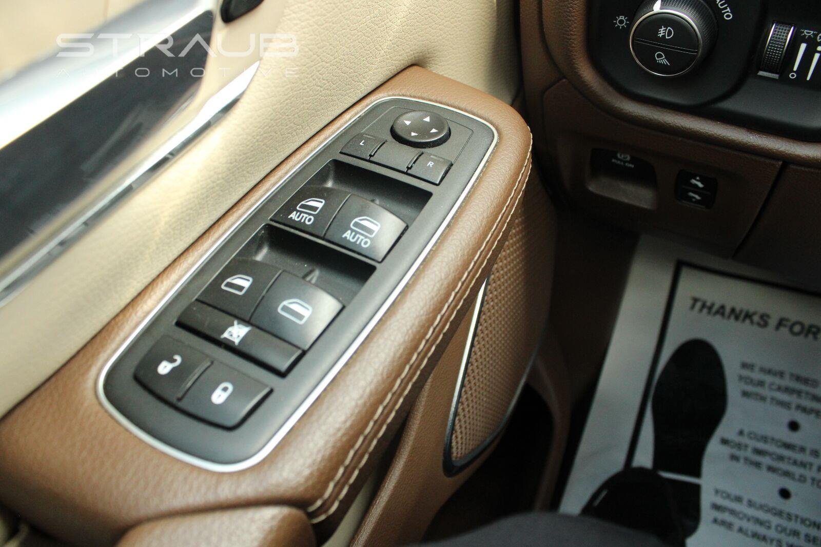 Used 2019 Maximum Steel Metallic Clearcoat Ram Laramie image 22