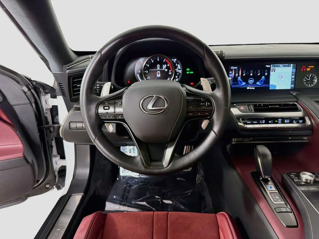 Used 2018 White Lexus 500 image 24