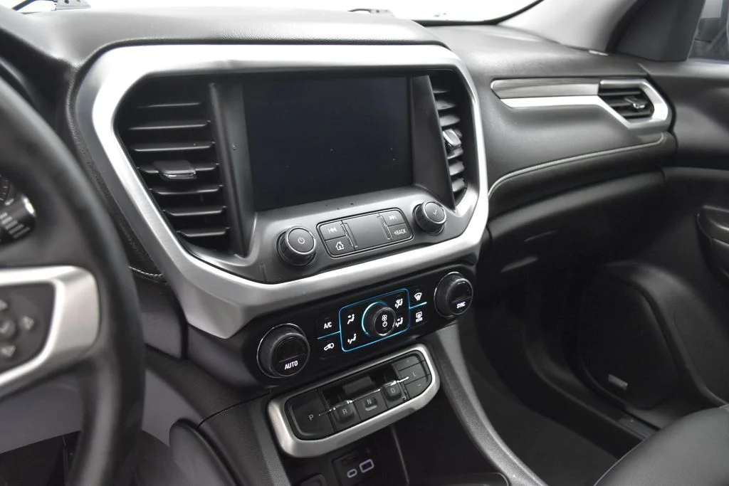 Certified Used 2023 Silver GMC SLT image 14