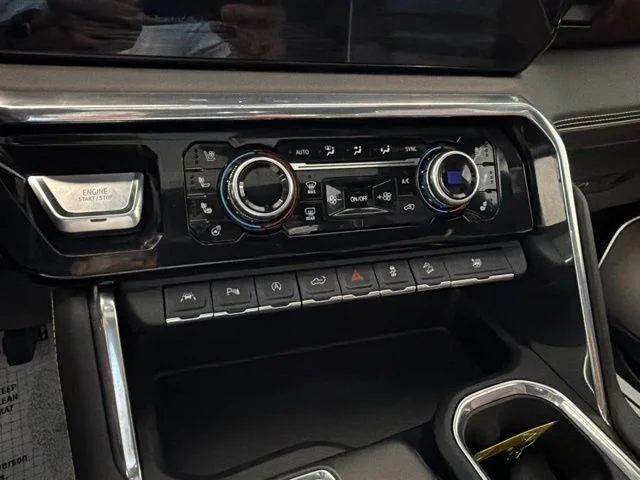 Used 2024 White GMC Denali Ultimate image 30