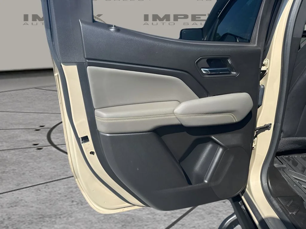 Used 2024 Beige Chevrolet ZR2 image 30