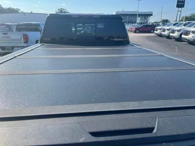 Used 2022  GMC Denali image 7