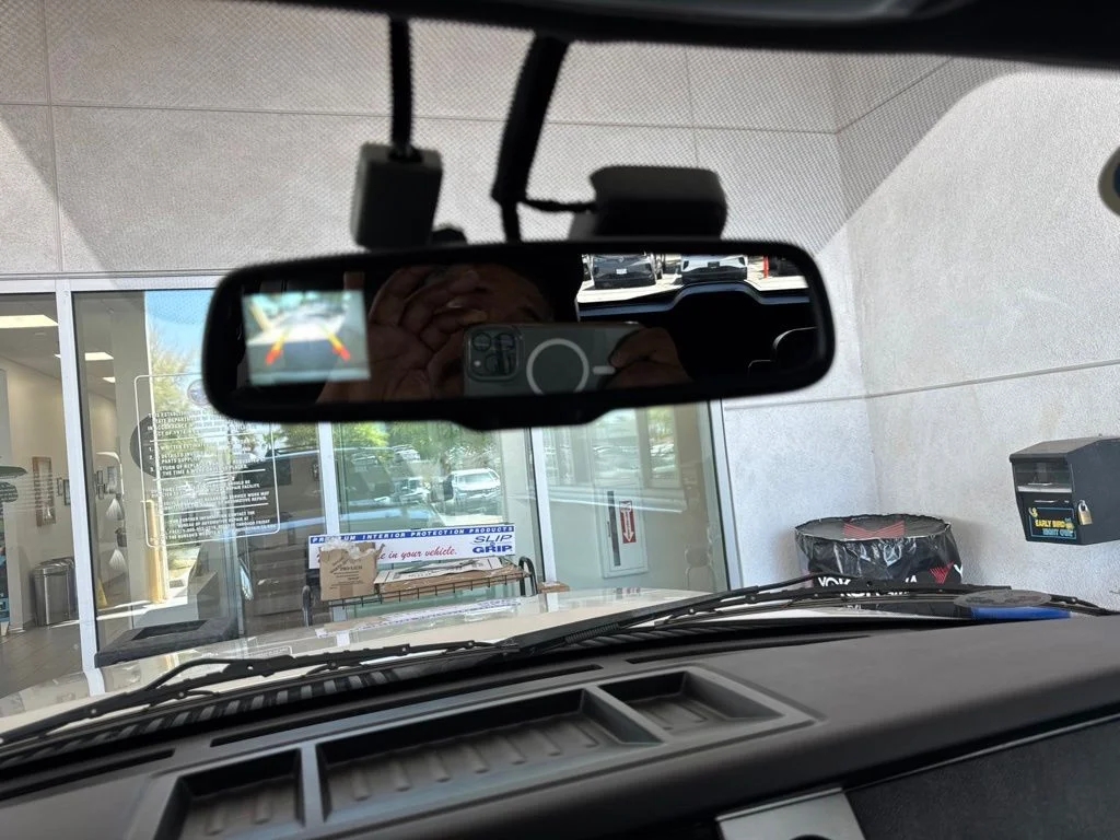 Used 2012 White Ford Limited image 18