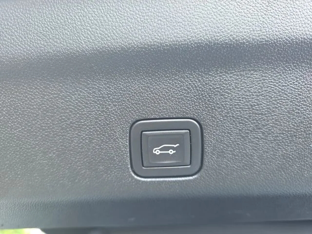 Used 2024 White Chevrolet RST image 15