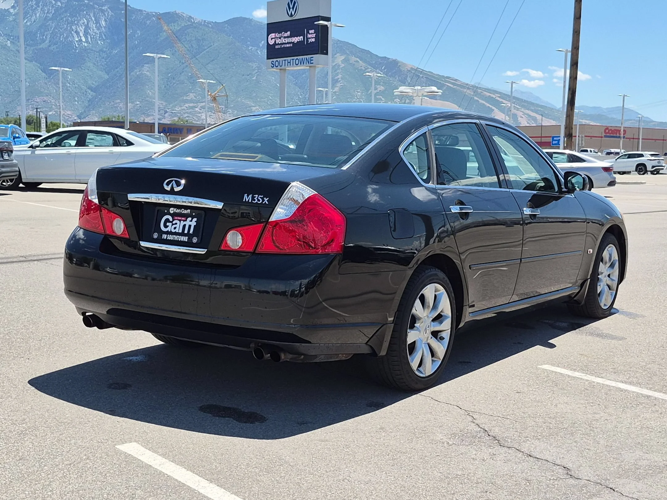Used 2007 Black Obsidian INFINITI x image 3